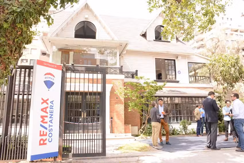 RE/MAX Costanera Chile