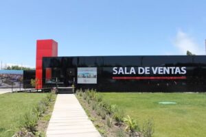 Sala de Ventas Barrio Oeste Etapa 8 Guzmán y Larraín
