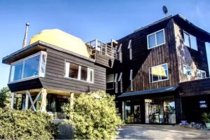 The Sirena Insolente Hostel & Suites