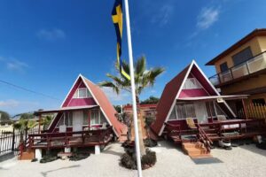 TROPICAL CABAÑAS